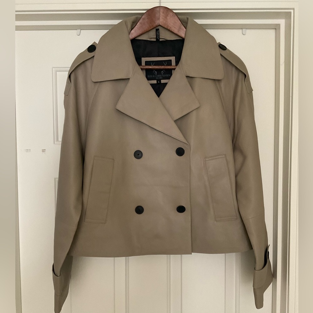 Classic Tan Leather Women's Jacket